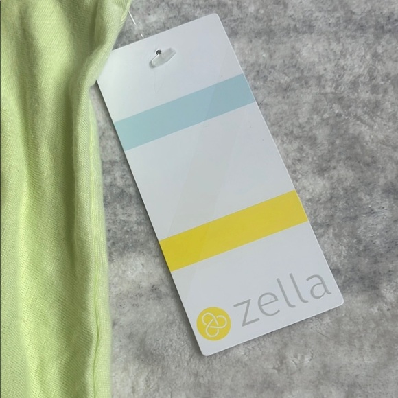 Zella Green Tie Front Tank Top - Picture 4 of 6